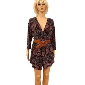 # 67 🦋747🦋 Veronica M Paisley ¾ Sleeve Romper USA Made - L